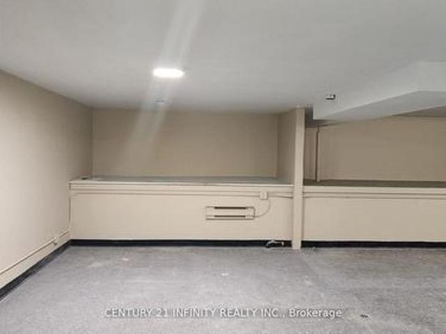 B 907 Simcoe Street N, Oshawa Centennial, ON, L1G 4W1 commercial for lease | Listing ID E12938 | Royal LePage