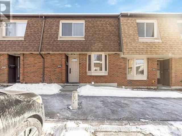 B 909 Elmsmere Road, Ottawa, ON, K1J 8G4 townhouse for sale | Listing ID X11980 | Royal LePage
