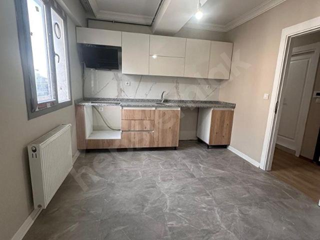 BAŞAKŞEHİRDE SATILIK 2+1 MANZARALI DAİRE