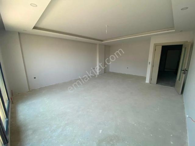 Başakşehir Öz ak Sitesinde Hakanlar İnşaattan Kiralık150m 4+1 Daire