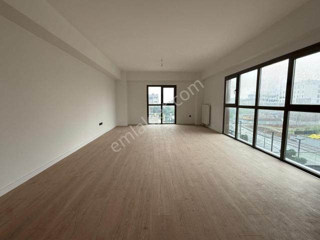 Başakşehir Başakport Projesi Satılık 4+1 Daire Krediye Uygun