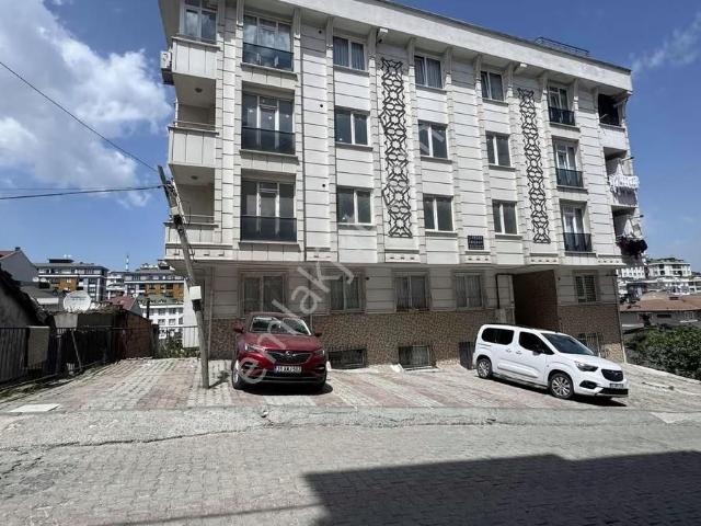 Başakşehir Güvercin Tepe Mah Satılık 2+1 Bahçe Katı Daire