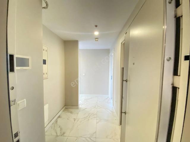 Başakşehir Ziya Gökalp Mah. 2+1 Ayazma 2 Kiralık Köşe Çift Cepheli Daire