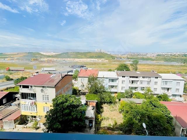 BAŞAKŞEHIR'DE SIFIR 3+1 A BLOK KAT MÜLKİYETLİ HEMEN TESLİM