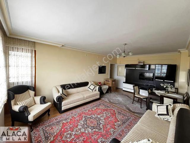 Başak Mah Yonca Market Karşısı 1.kat 3+1 Kiralık Eşyalı Daire