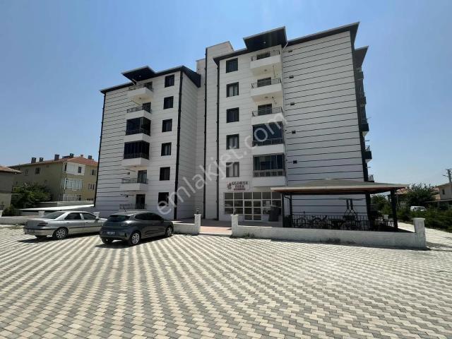 Başarı Emlak'tan Ziyagökalp Mah. Kiralık Eşyalı 1+1 Bakımlı Daire