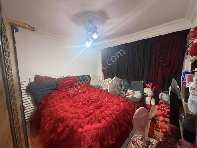 Bağcılar Yavuzselimde Satılık 100m2 Daire