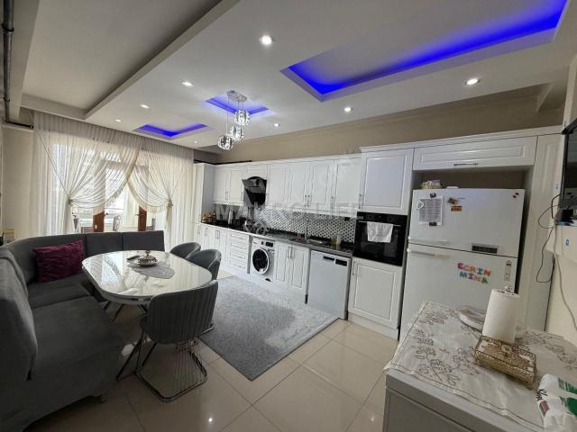 Bağcılar Araç Muayene Karşısı 3+1 Full Bakımlı Daire