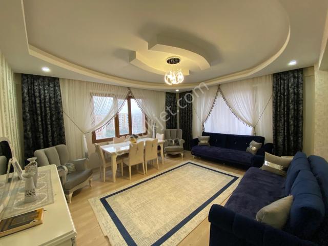 Bağcılar Aram Tıgran Caddesinde 3+1 Lüx Daire