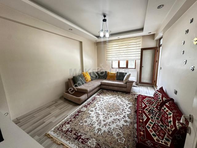 Bağcılar Göletli Park Karşısı Millet Bahçesi Yanında 1+1 Eşyalı Kiralık Yüksek Giriş Kat Fırsat Dair