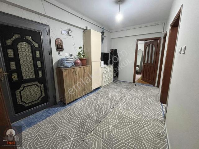 Bağcılar Göztepe Nahallesinde Balkonlu Krediye Uygun