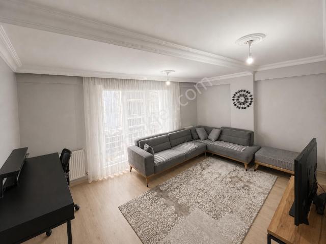 Bağcılar Göztepe 1. Kat 2+1 Satılık Daire