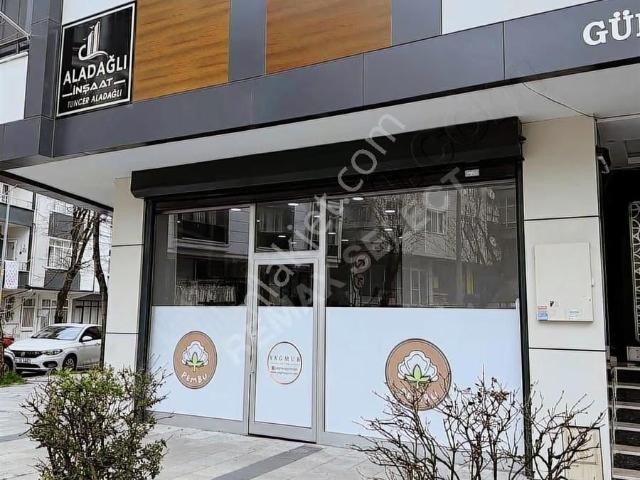 Bağcılar Hürriyet Mahallesi Köşe Konumlu Satılık Depolu Dükkan