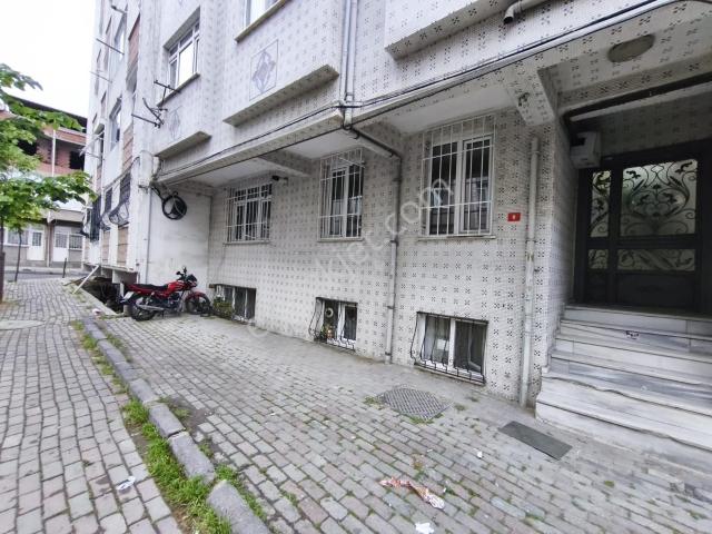 Bağcılar Hürriyet Mahallesi Kiralık 1+1 Yüksek Giriş