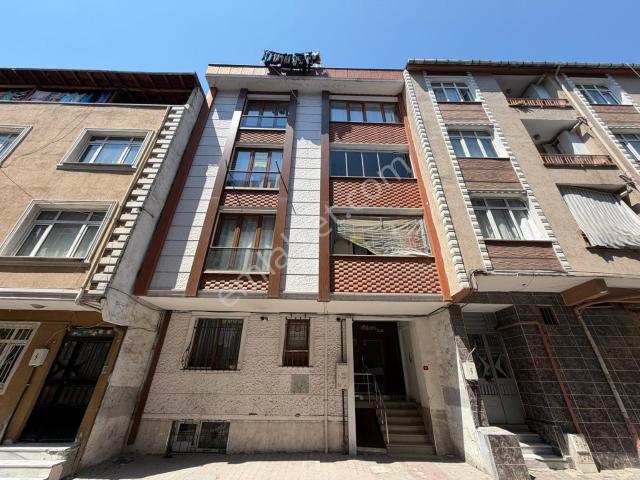 Bağcılar Kirazlı Mah Kiralık 2+1 Daire