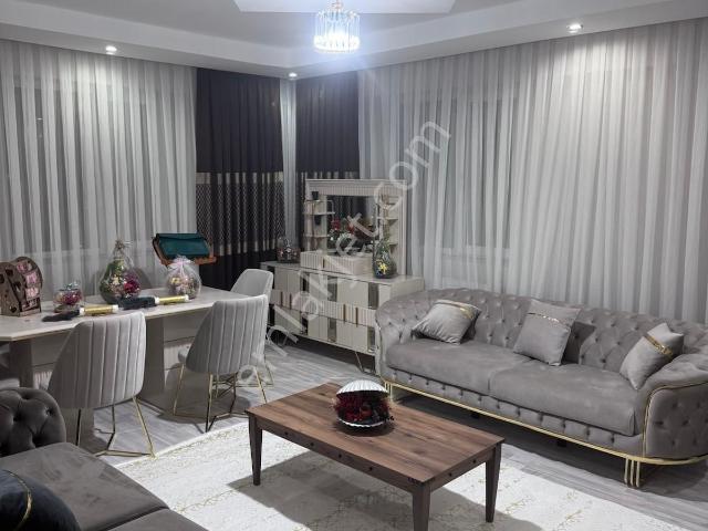 Bağcılar Milet Bahçesi Cıvarı Satılık