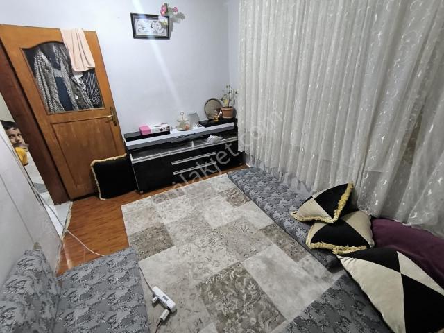 Bağcılar Çınarda Kıredili 2+1 Bahçe Katı Yatırımlık Daire