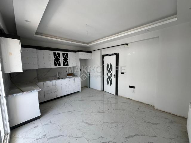 Bağcılar/makina İkmal Yanı Acil Satılk 2+1 Kelepir Daire tapu Abone Fiyata Dahil