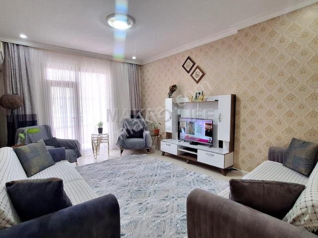 Bağcılarda Çarkanat Kalitesiyle Geniş 2+1 Acil Satılık Daire!