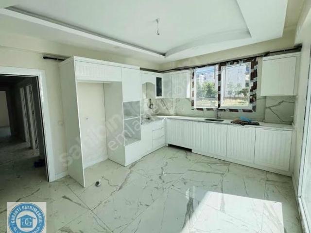 Bağcılarda Satılık 3.5+1 Sıfır Daire