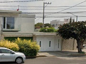 BA CASA EN CLAVERIA AZCAPOTZALCO EN GRAN REMATE