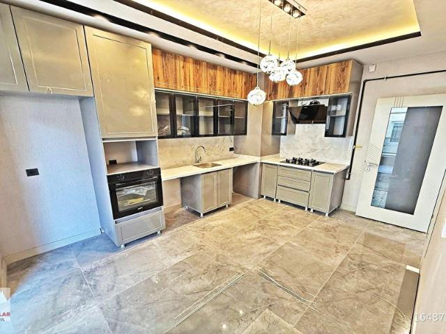 BAĞCI CADDESİ PARALELİ0 BİNA _YERDEN ISITMA _MEGA LÜKS 2+1 DAİRE