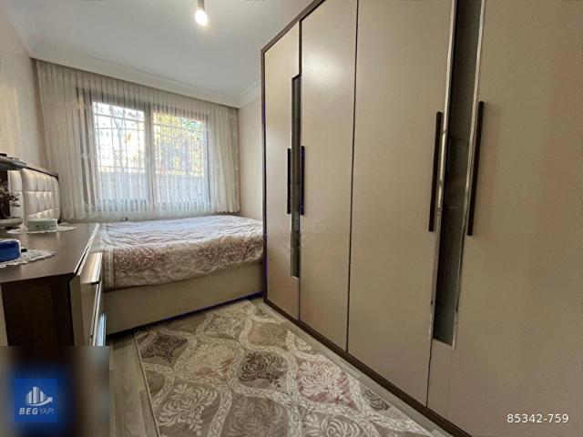 BAĞCILAR TERAS 354 SİTESİ MEYDANA 5 DK SATILIK 2+1 LÜKS DAİRE
