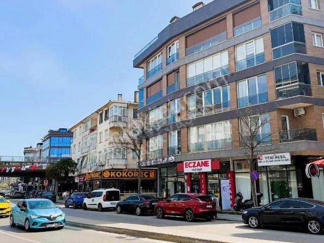 Bağdat Cad. Üzeri Genç Binada Fırsat Geniş 3+1 Satılık Daire