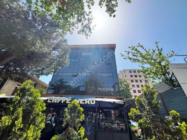 Bağdat Cadde Üstü 11yıllık Güvenlikli Prestijli 3+1 Kiralık Ofis