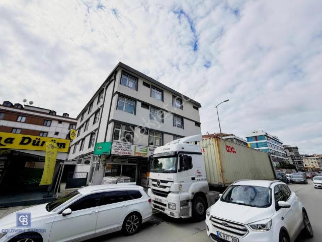 Bağdat Caddesi Üzerinde Yüksek Tabela Değerli Satılık 1+1