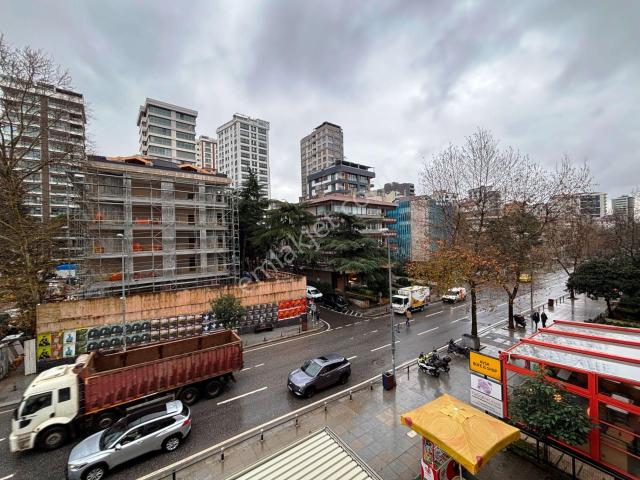 Bağdat Caddesi Beymen Karşısı 130m2 Asansörlü 2.kat Kiralık Ofis