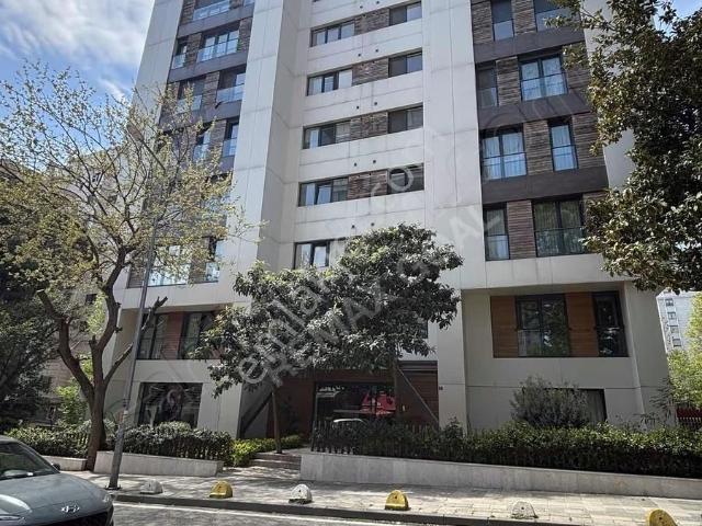 Bağdat Caddesi'nin Kalbinde Kısmen Eşyalı Net 70 M2 2+1 Kiralık