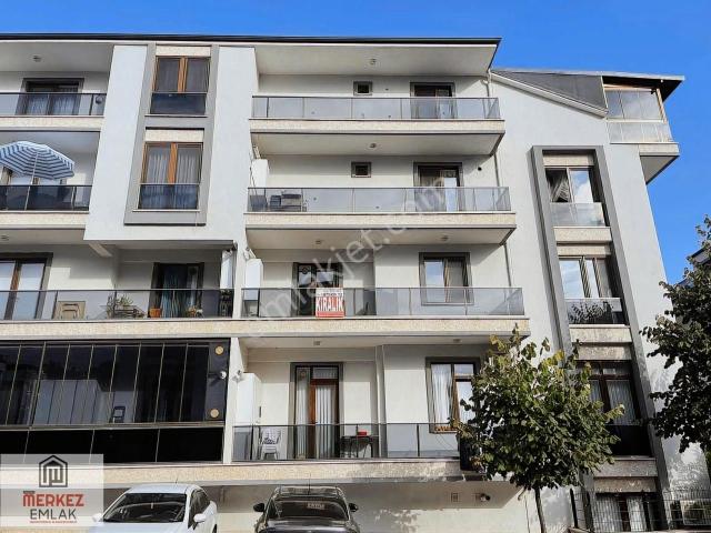 Başiskele Barbaros Mahallesi 3+1 Arakat Yağmurkent Sit. Kiralık