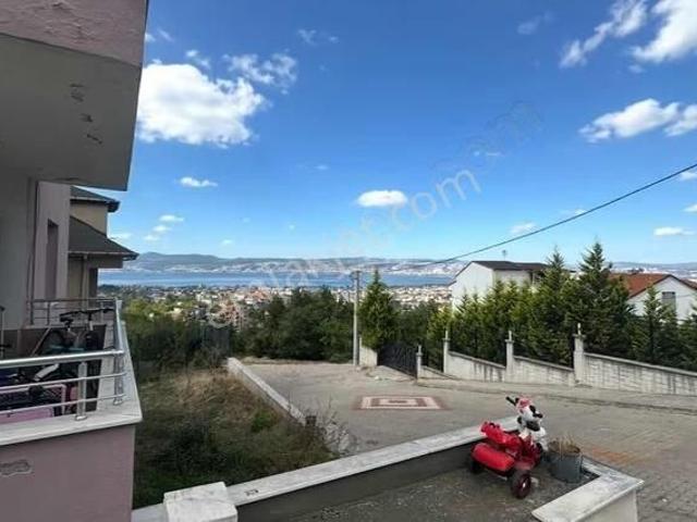 Başiskele Döngelde Kiralık 2+2 Daire