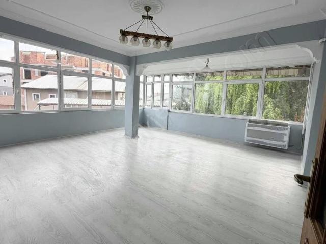 Başiskele Kullar Yakacık Mah. Kiralık Geniş 2+1 Daire