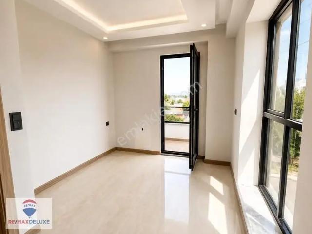 Başiskele Uzunoğlu Rezidans'ta Kiralık 2+1 Dubleks Daire