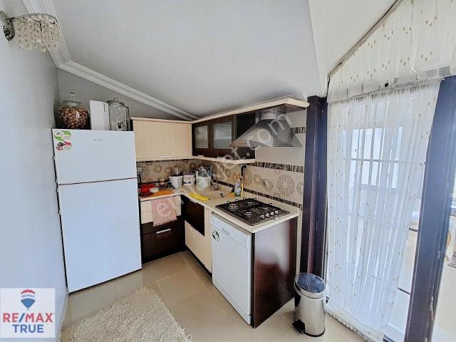 Başiskele Yeşilyurt Mah. Satılık 6+1 Tripleks Villa
