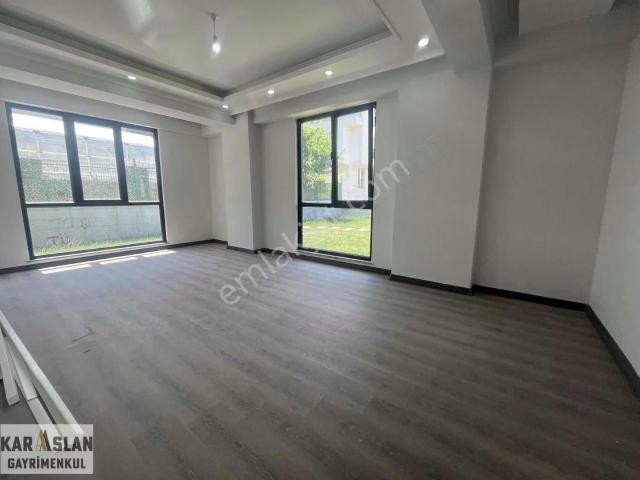 Başiskele Yeşilyurtda Satılık 3+1 Daire