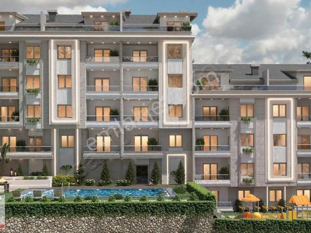 Başiskele Yeşilyurt'ta Deniz Manzaralı Havuzlu Sitede 2+1
