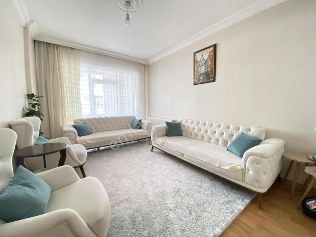 Başkent Hastanesi Yakını 3+1 | 170 M² Site İçi Geniş Daire
