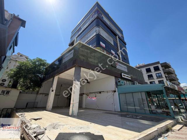 Başkent Hastanesi Ek Binası Karşısında 540m2 Kiralık Dükkan