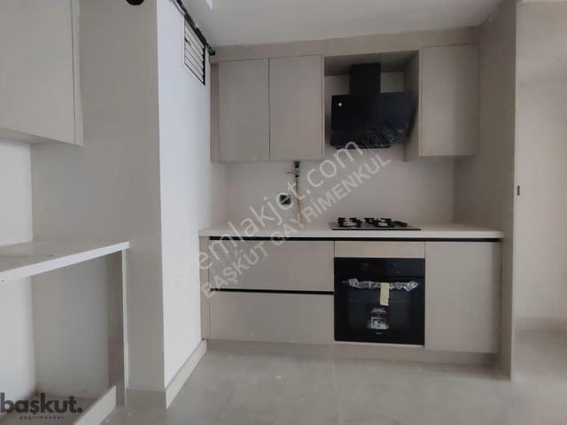 Başkut 'tan İmbatlı'da Merkezi Konumda Kiralık 2+1 Daire
