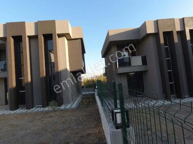 Bağlıca İkide Süper Lüks 4+1 İskanlı / Takaslı Süper Lüks Villa