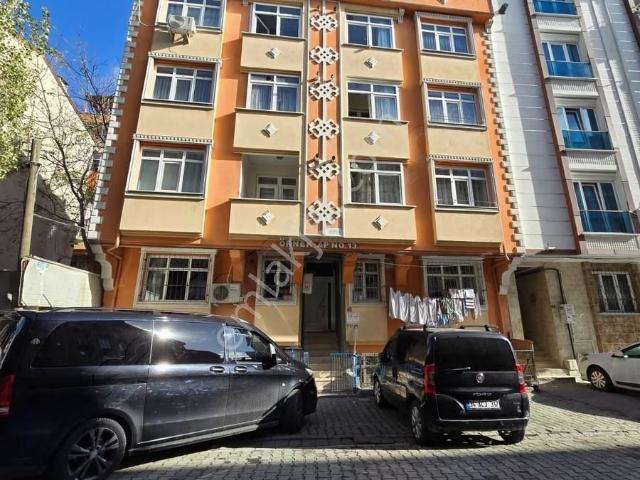 Bağlarçeşmede Kirlık 2+1 Bahçe Katı