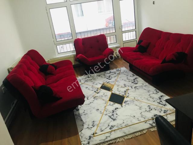 Bağlarbaşı Cadde Üzerinde Kiralık Eşyalı 2.5 +1 Daire