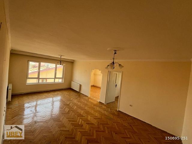 BAĞLARBAŞI'NDA 3+1 ÜST KAT OTURUMA HAZIR SATILIK DAİRE