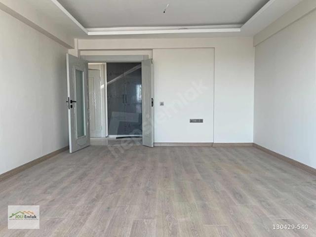 BAĞLARBAŞINDA 3+1 '0' SİTE İÇİNDE KİRALIK DAİRE