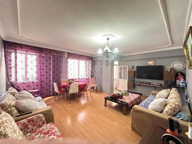 Bağlarbaşında Geniş, Açık Cepheli 3+1 Fırsat Dubleks Daire!