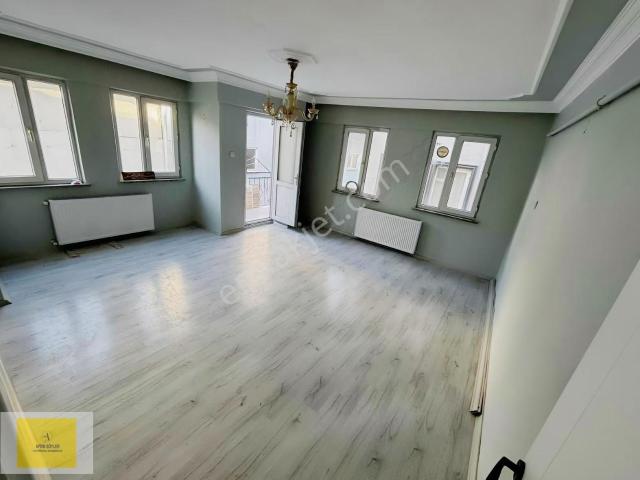 Bağlarbaşı Okul Cad 2+1 100 M2 Kiralık Daire