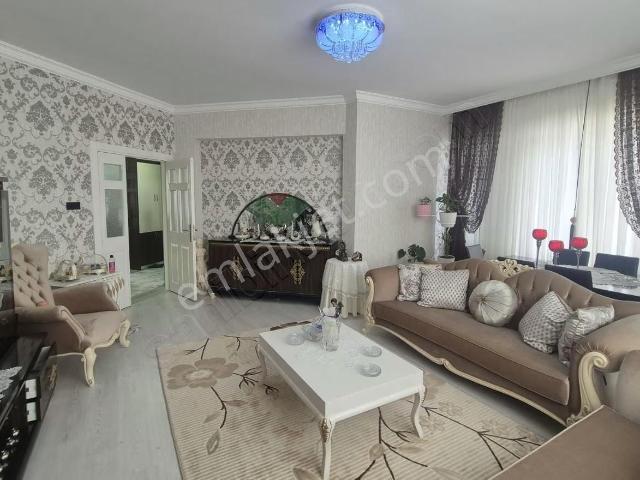 Bağlarbaşı Sağlık Ocağı Yanı Kusursuz Daire